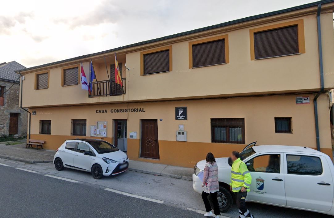 Imagen del Ayuntamiento de Carucedo. | Google Street View