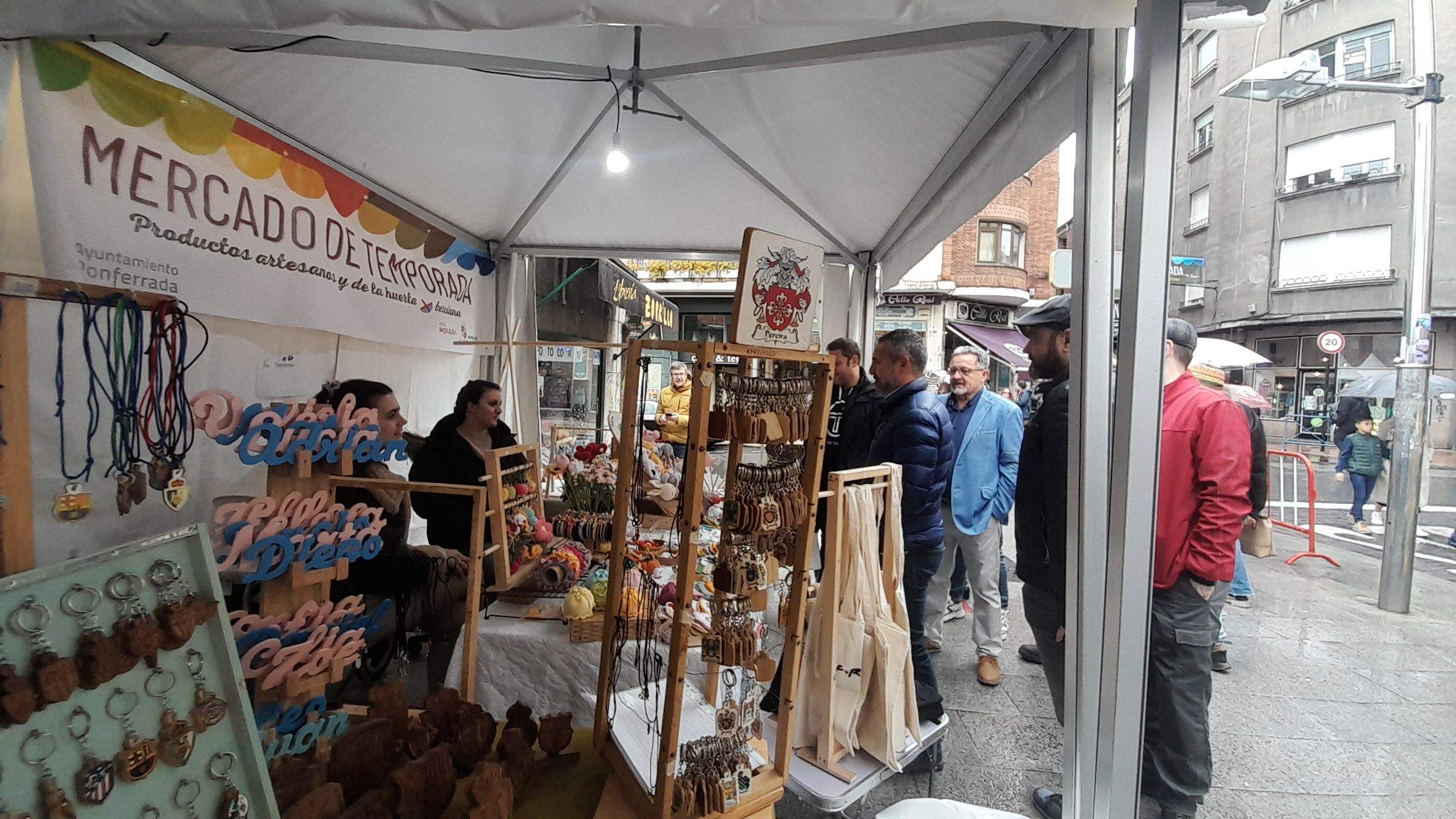 Nuevo mercado de temporada en Ponferrada, el del verano y será nocturno