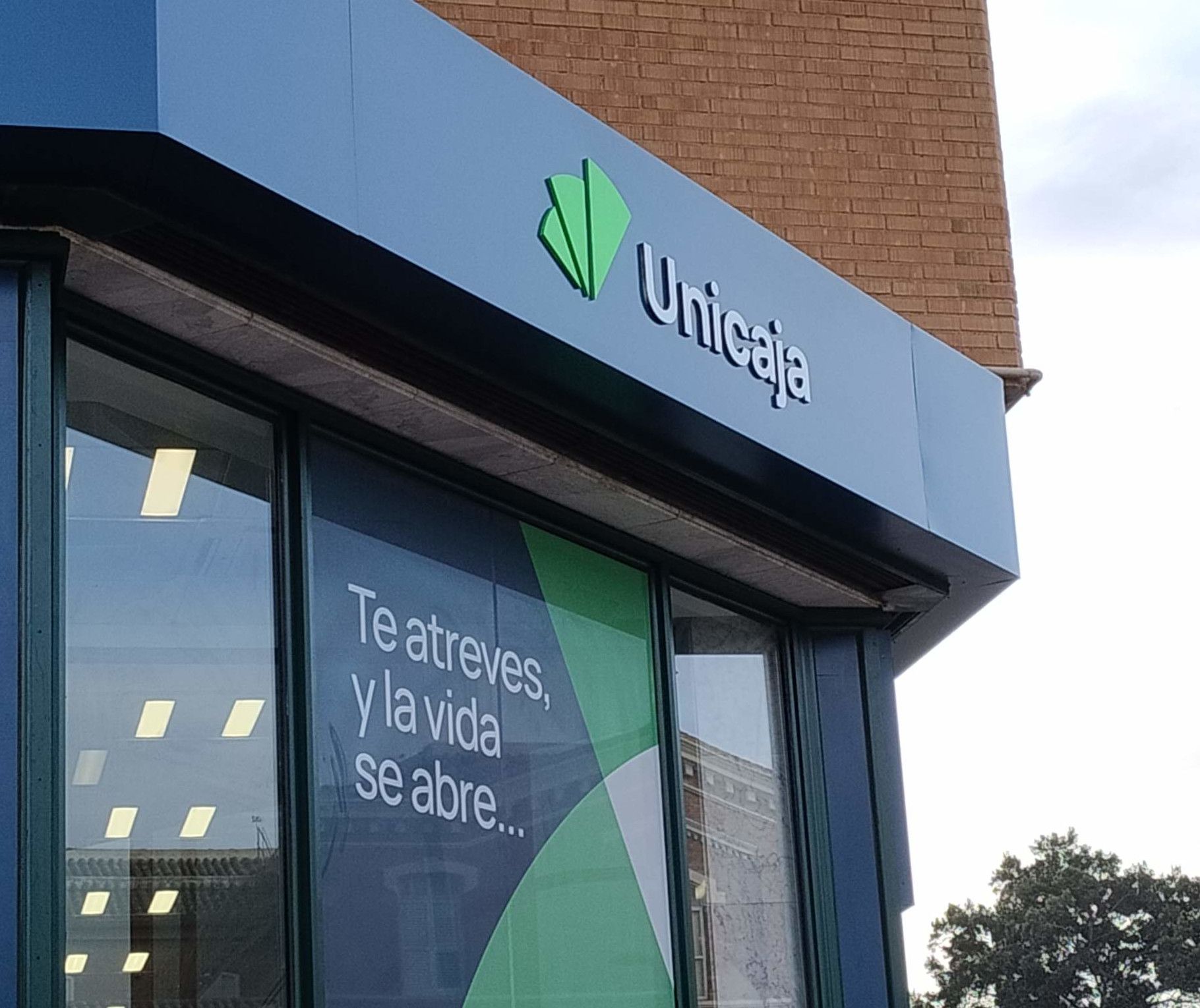 Imagen de archivo de una sucursal de Unicaja. | L.N.C.