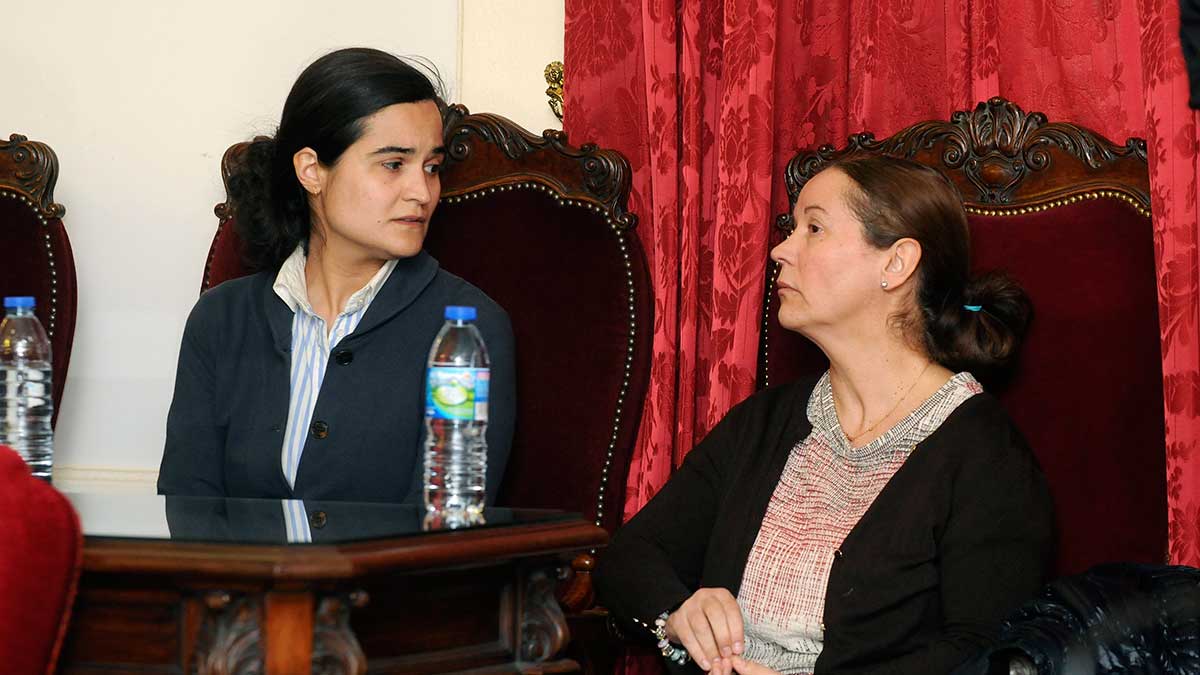 Triana Martínez y Montserrat González durante la celebración del juicio por el crimen de Isabel Carrasco. | J. CASARES | EFE (POOL)