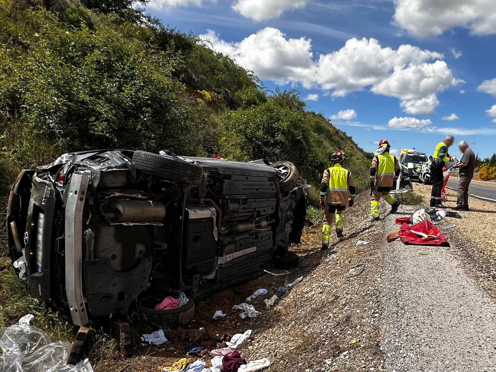 El accidente tuvo lugar en el km 148 de la A-66. | BOMBEROS DE LEÓN