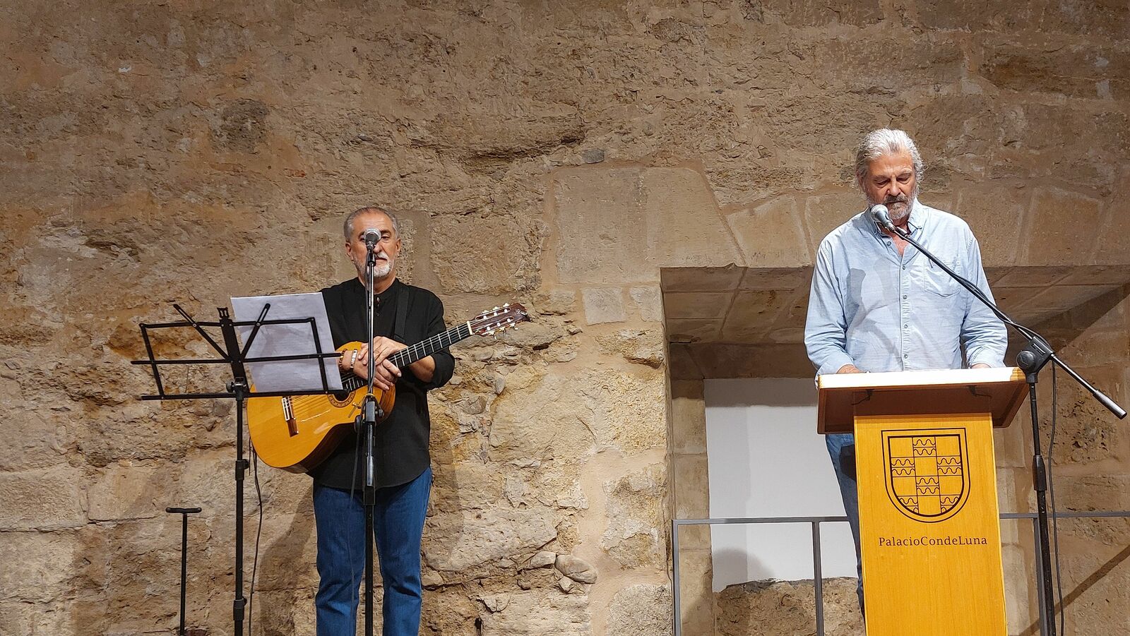  "12 sones para 12 poetas" , con Paco Díez y Anthony  Geist.