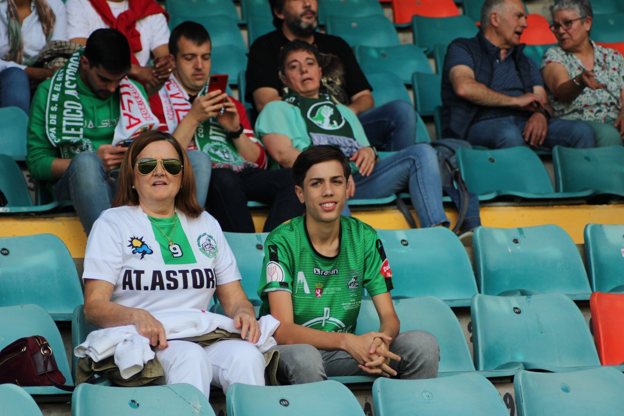 Imagen de la afición maragata durante el encuentro. | ATLETICOASTORGA