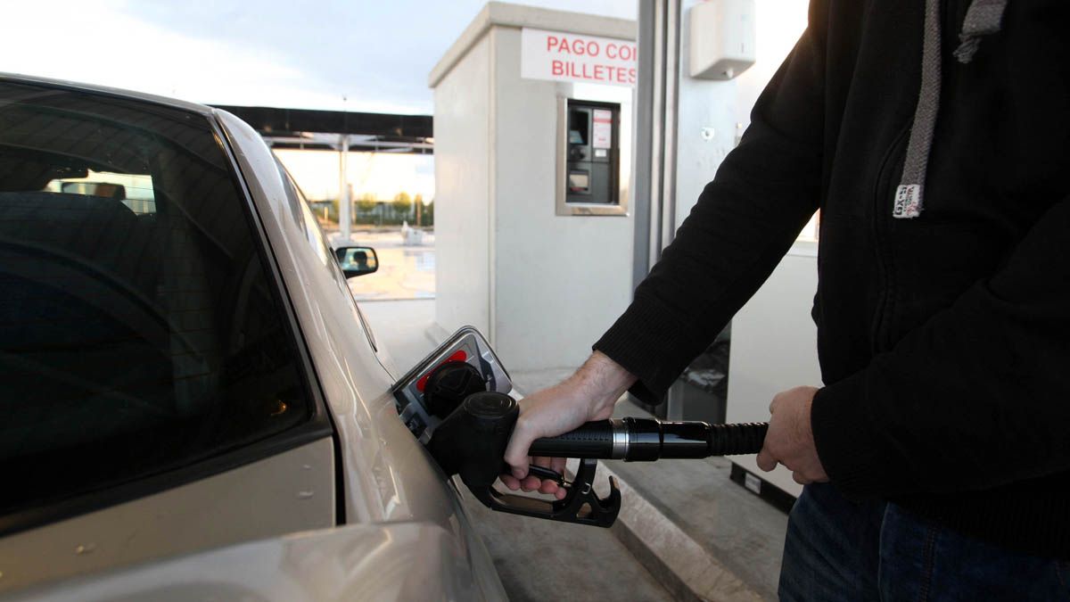 Los leoneses redujeron su consumo de carburantes en el primer semestre de 2026. | ICAL