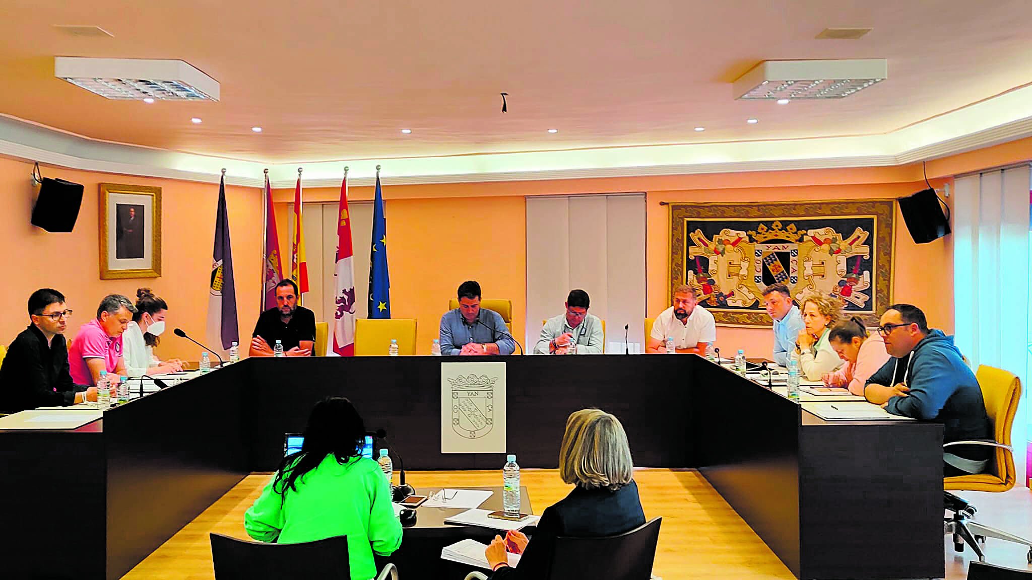 Un instante de la sesión plenaria celebrada este jueves en Valencia de Don Juan. | L.N.C.
