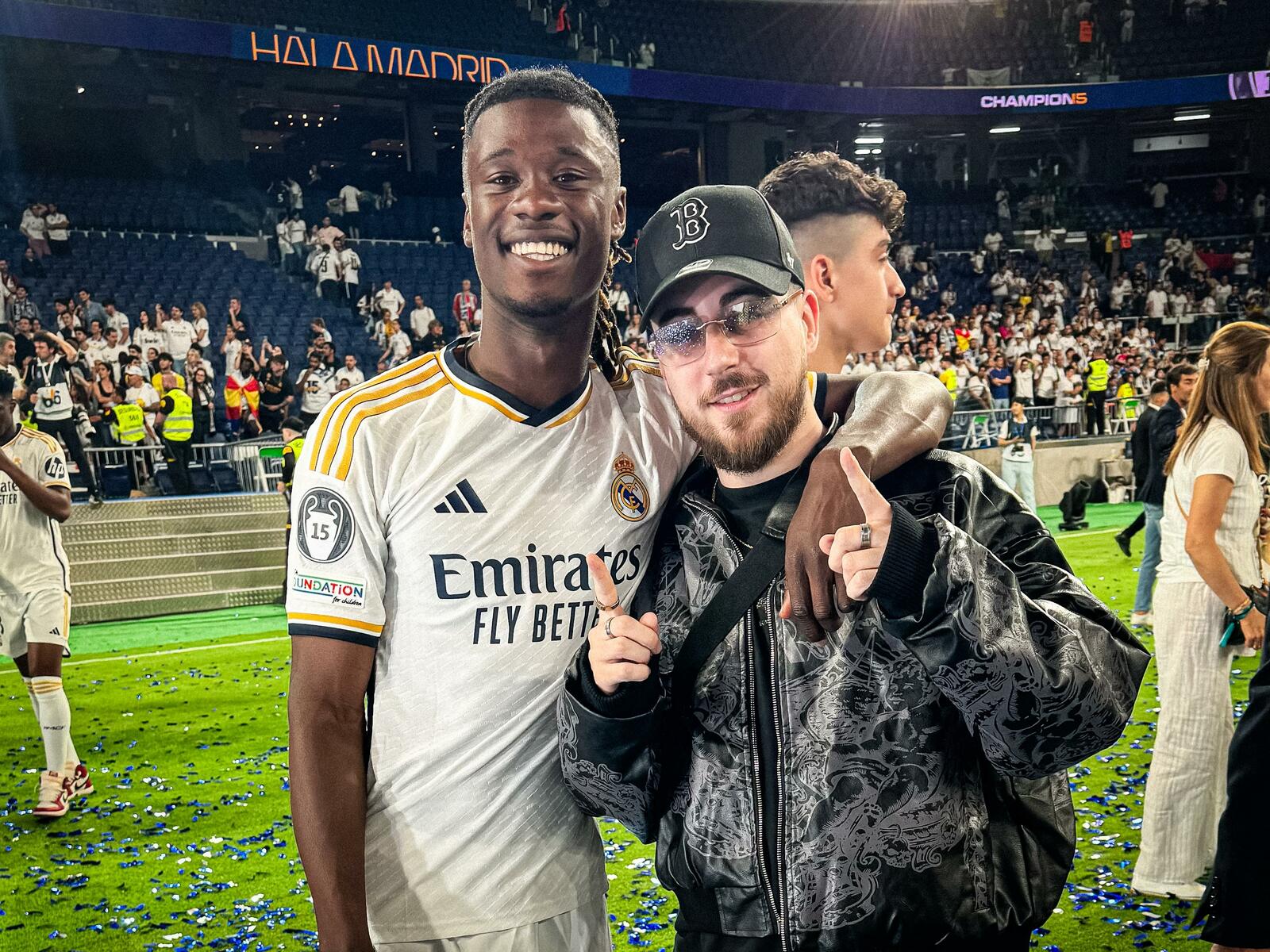 Jordan junto a Camavinga en la celebración de la Champions League. | @JORDAN13AJO