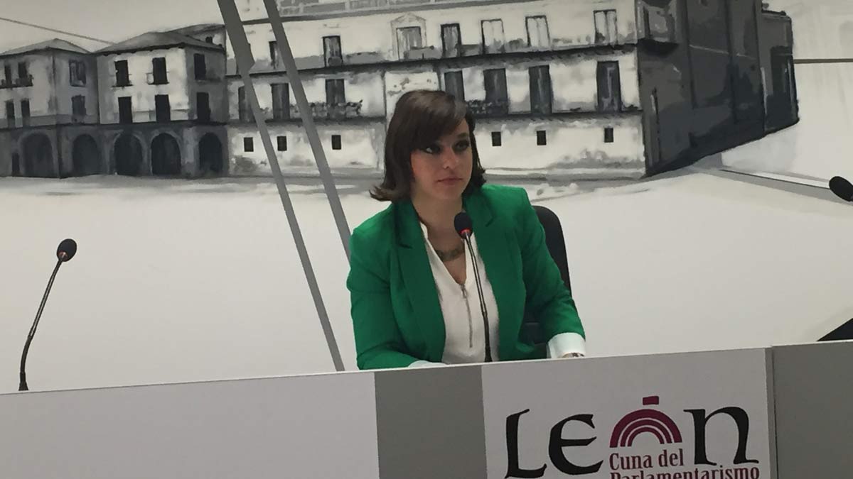 Gemma Villarroel, portavoz de Ciudadanos en el Ayuntamiento, este lunes en rueda de prensa.
