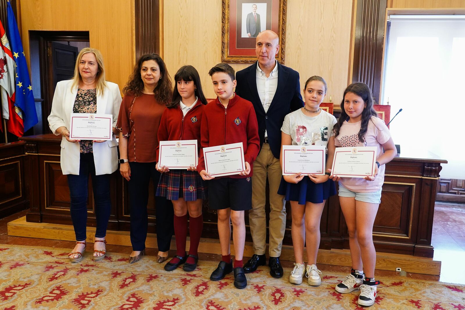 Entrega de los diplomas del Certamen de Microrrelatos por la Igualdad. | CAMPILLO (ICAL)