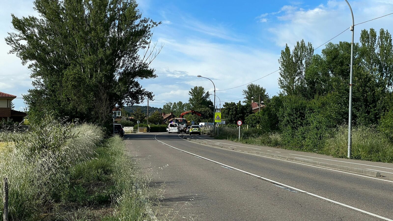 Lugar del accidente en Robledo de Torío, en el que ha fallecido un agricultor. | LAURA PASTORIZA