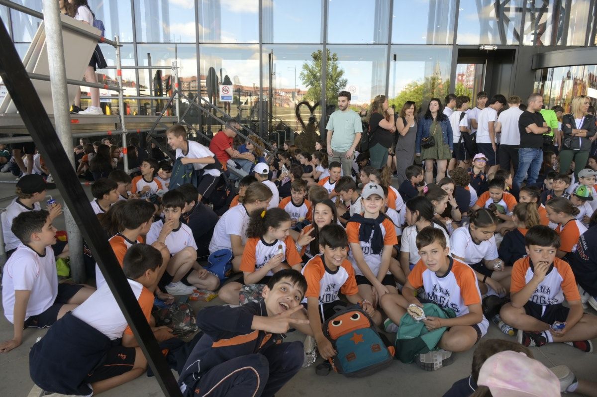 Marcha solidaria por el pacto educativo 10