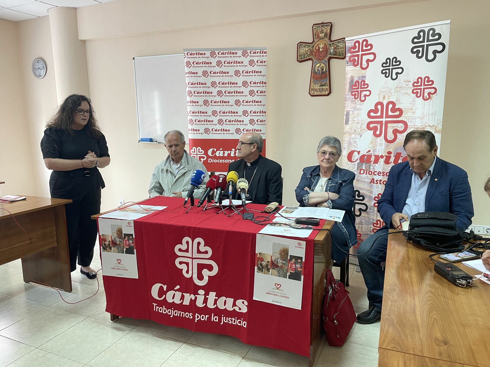 Rueda de prensa de Cáritas en Ponferrada. | Javier Fernández