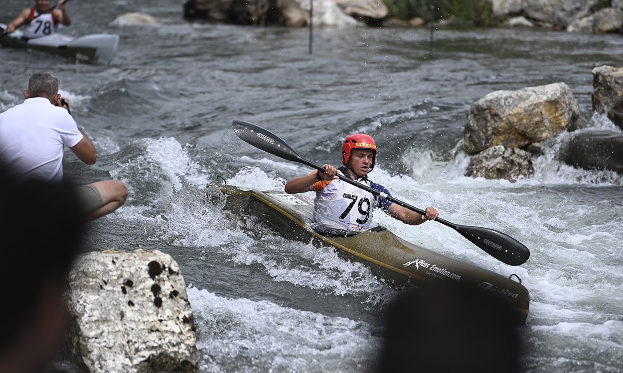 Nacional de aguas bravas.