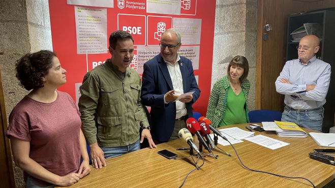 Rueda de prensa del PSOE. | J.F. Rueda de prensa del PSOE. | J.F.