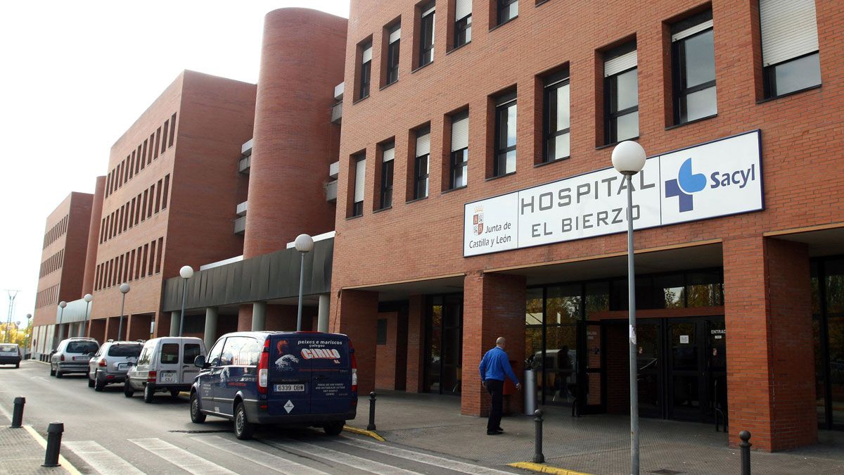 El Hospital de Bierzo, en una imagen de archivo. | LÓPEZ (ICAL)