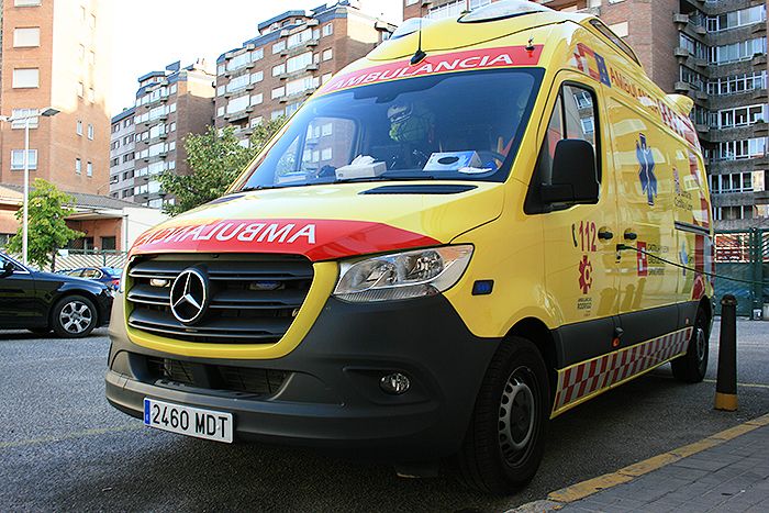 Imagen de archivo de una ambulancia del Sacyl en León. | L.N.C.