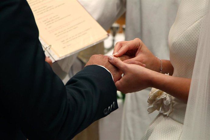 La cifra de matrimonios que comunican a los juzgados su intención de emprender caminos separados sigue creciendo. | EUROPA PRESS La cifra de matrimonios que comunican a los juzgados su intención de emprender caminos separados sigue creciendo. | EUROPA PRESS