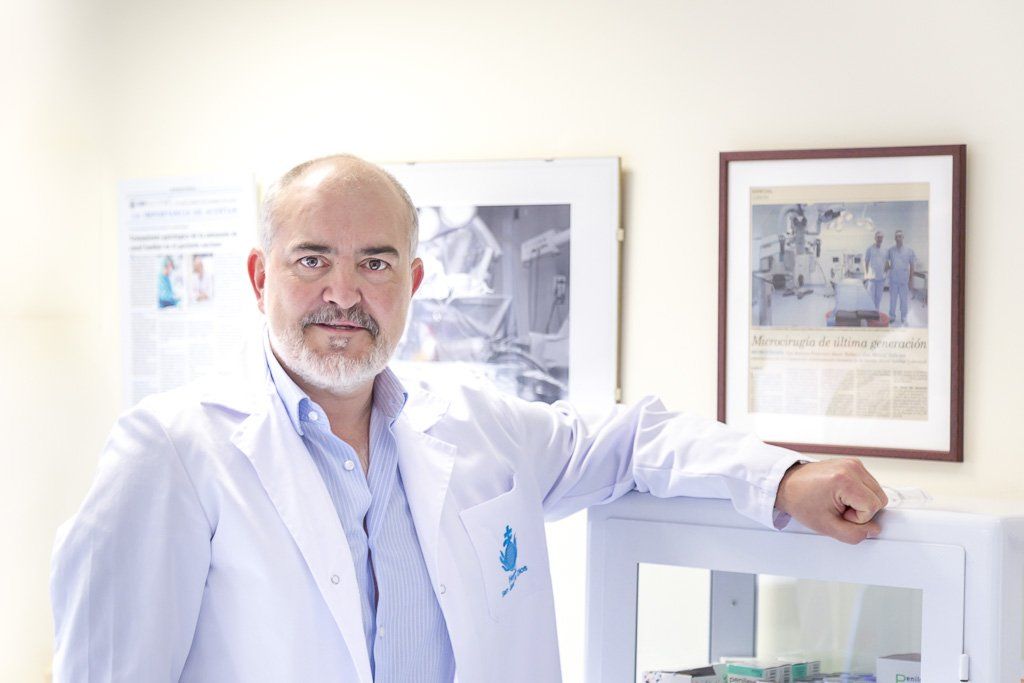 El médico José Manuel Valle Folgueral. | Top Doctors