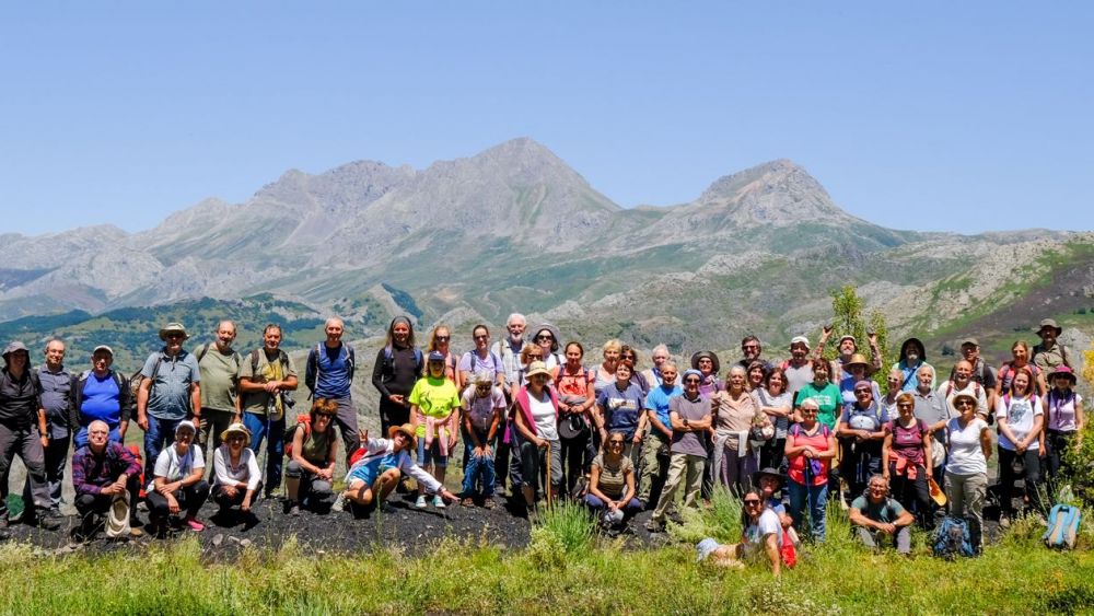 El grupo de Geolaciana. | VICENTE GARCÍA El grupo de Geolaciana. | VICENTE GARCÍA