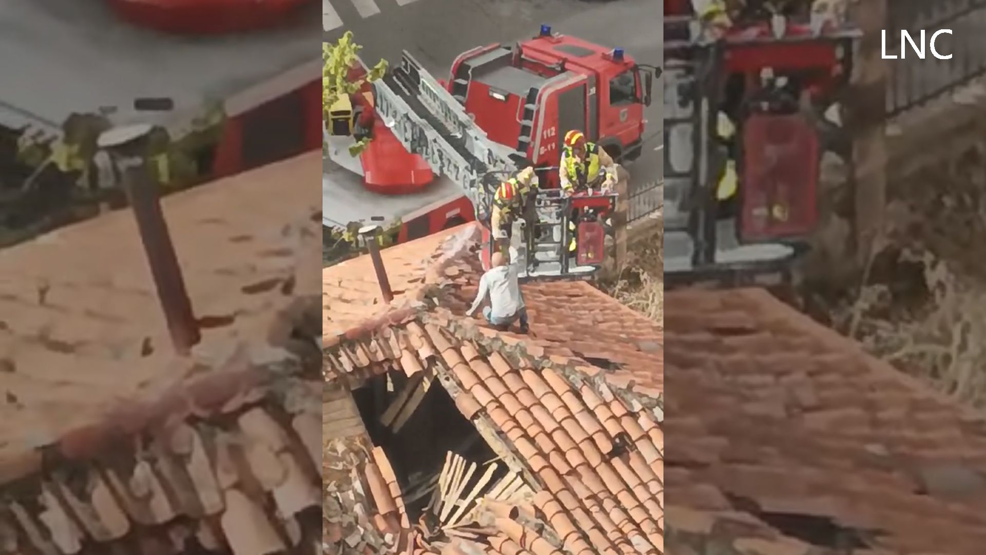 FRAME 15BOMBEROS