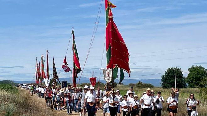 La jornada comenzó con un desfile de pendones. | FACEBOOK La jornada comenzó con un desfile de pendones. | FACEBOOK