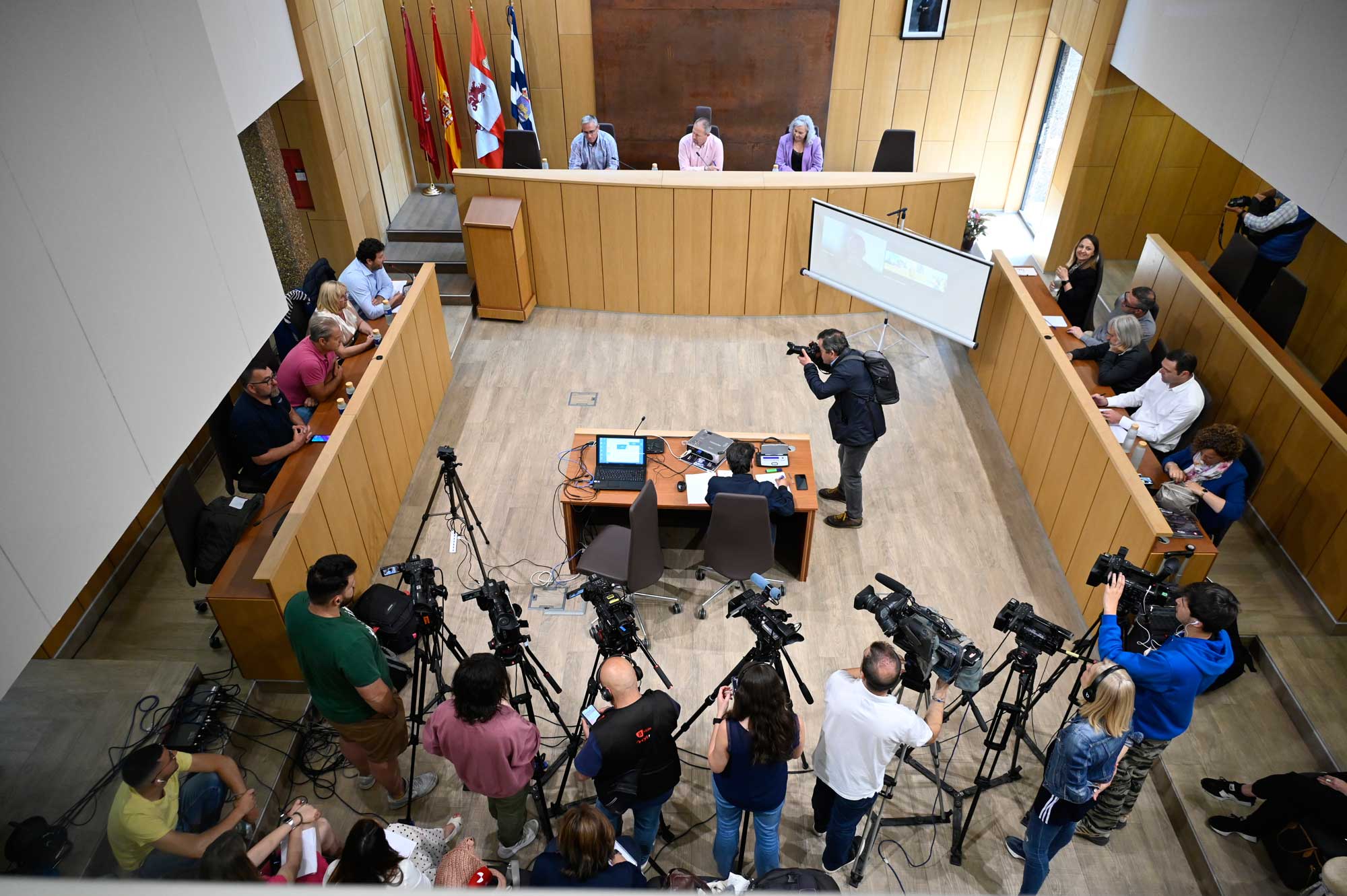 El pleno extraordinario se celebró el pasado 20 de junio. | SAÚL ARÉN El pleno extraordinario se celebró el pasado 20 de junio. | SAÚL ARÉN