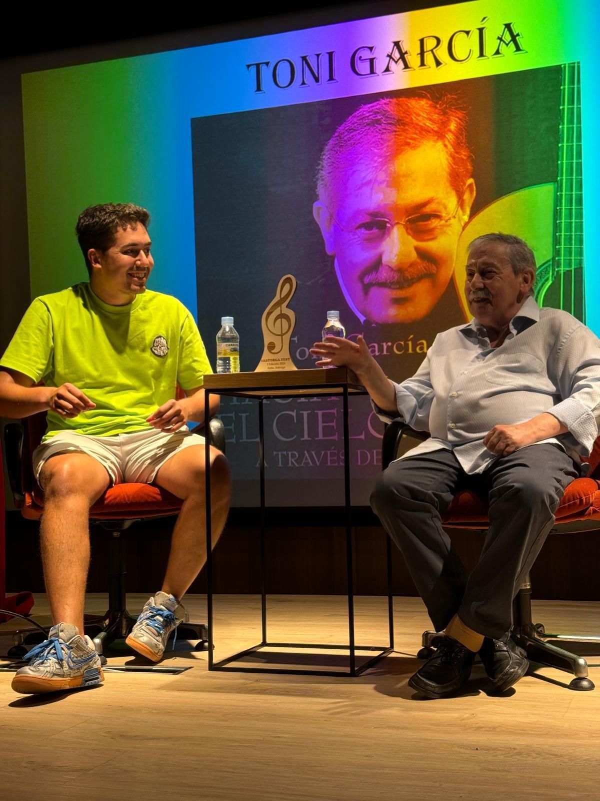 La charla con Toni García. | L.N.C.