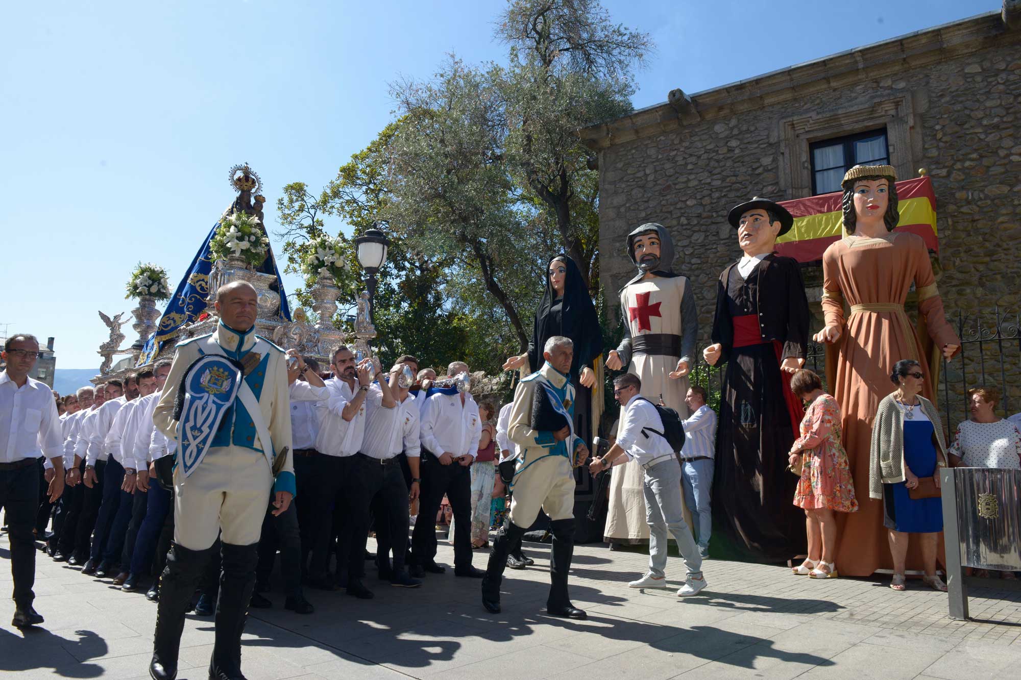 Procesión de la Virgen de La Encina en una imagen de archivo. | MAURICIO PEÑA