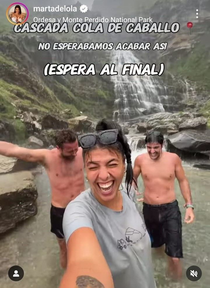 'Reel' de Lola Mencía antes de acabar con una multa por bañarse con sus perros en un Parque Nacional de Huesca. | L.N.C.