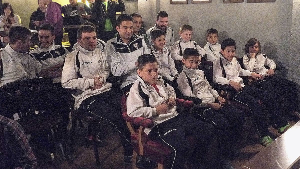 Presentación del torneo ayer en la Bodega Regia. | DANIEL MARTIN