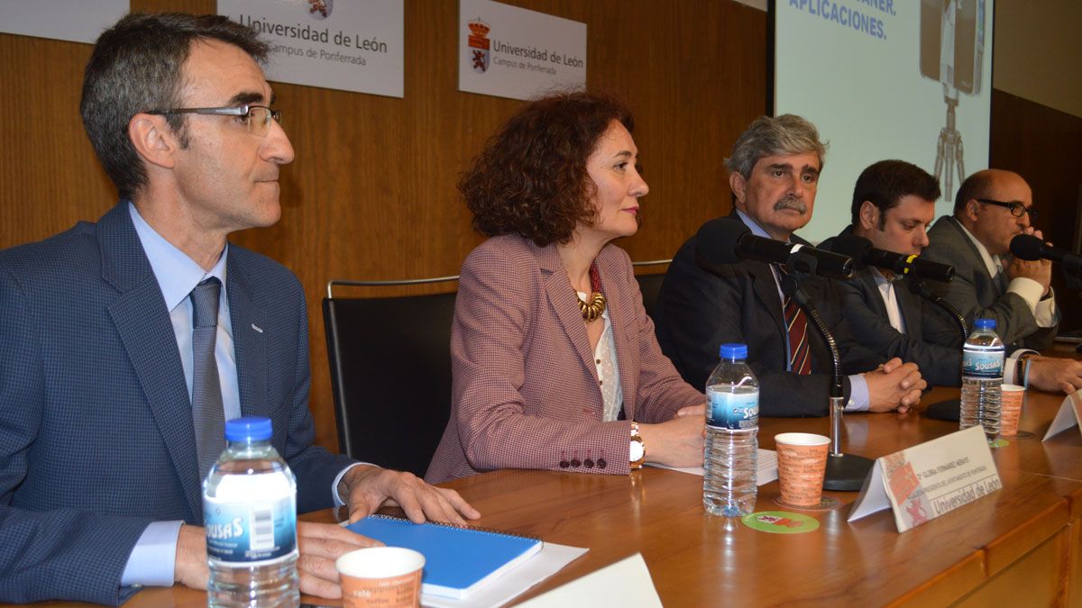 De izquierda a derecha: José Ramón Rodríguez, Gloria Merayo, Juan Francisco García Marín e Iván Alonso, este viernes. | L.N.C.