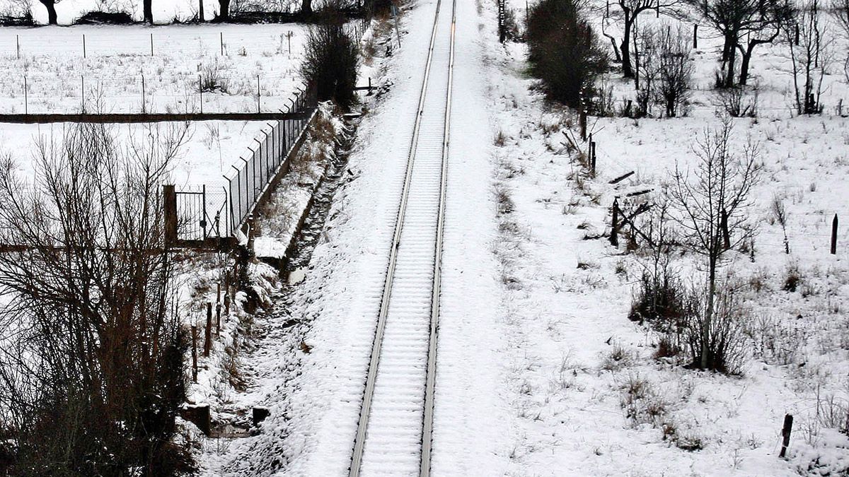 El temporal de nieve impide la circulación entre León y Asturias. | ICAL