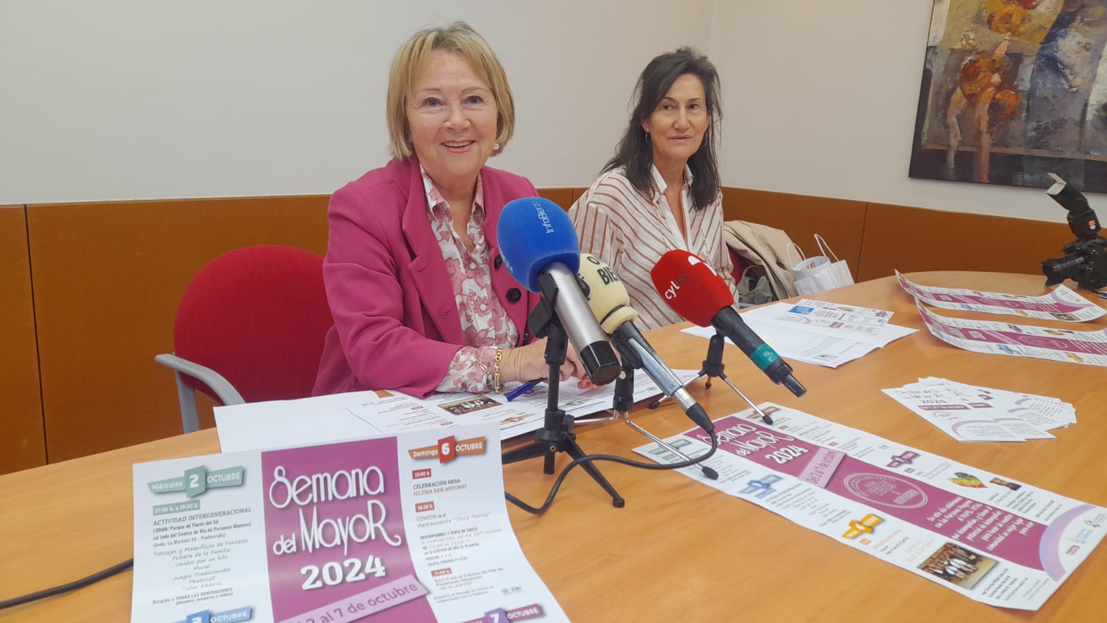 Mari Crespo en la presentación de una de las Semana de los mayores. | MAR IGLESIAS