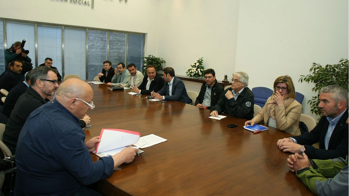 Reunión de la Mesa de la Energía, este miércoles en Ponferrada. | CÉSAR SÁNCHEZ (ICAL)