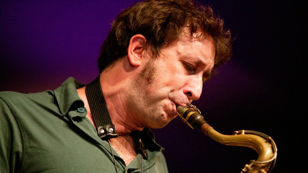 El saxofonista Gorka Benítez y su actual formación actúan este jueves en León. | GORKA REINO