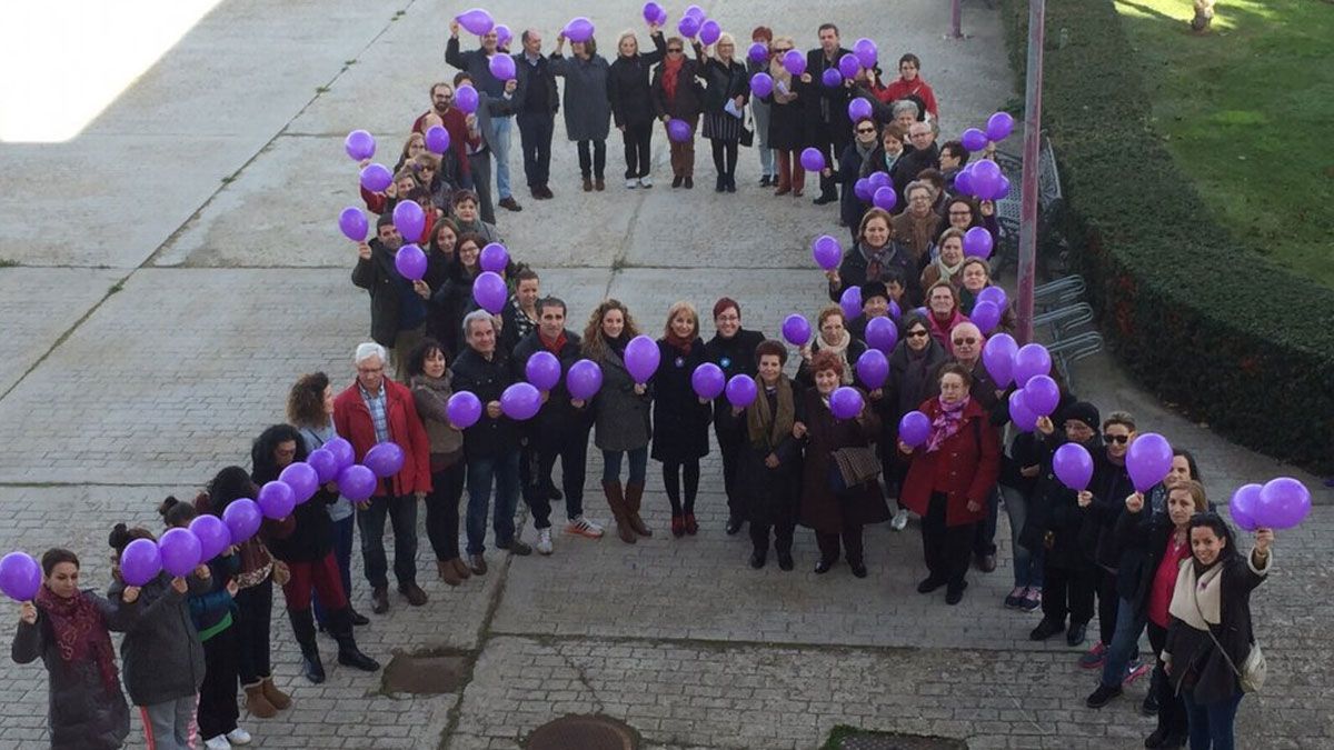 Un acto contra la violencia de género en el Ayuntamiento de San Andrés. | L.N.C.