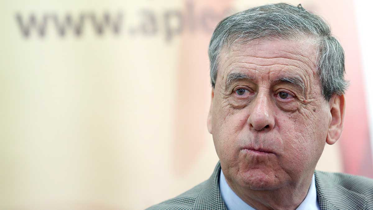 La Asociación de Periodistas de León, APL, organiza un Encuentro en el que Francisco Sosa Wagner presenta su libro 'La independencia del juez: ¿una fábula?'. | ICAL
