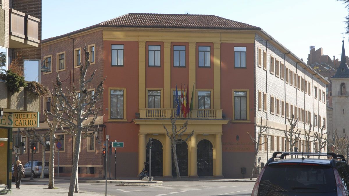 Las salas que se abrirán a los estudiantes están en la primera planta. | MAURICIO PEÑA Las salas que se abrirán a los estudiantes están en la primera planta. | MAURICIO PEÑA