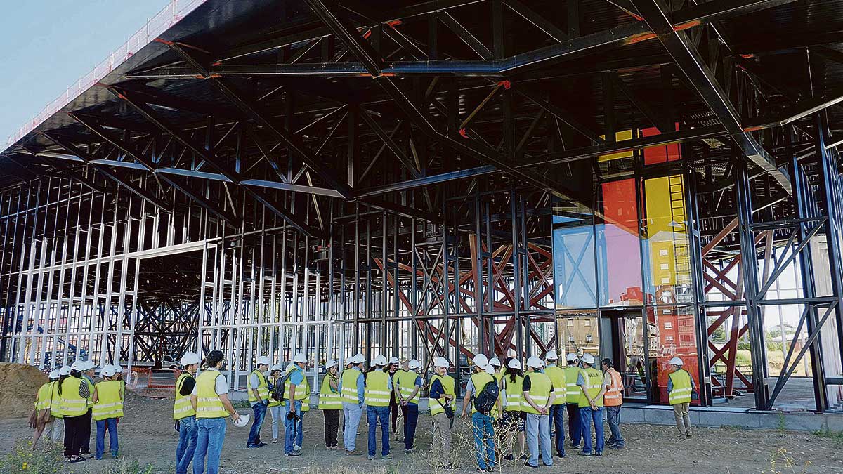 Obra para la construcción del recinto de exposiciones incluido en el proyecto del Palacio de Congresos en una imagen de archivo. | DANIEL MARTÍN