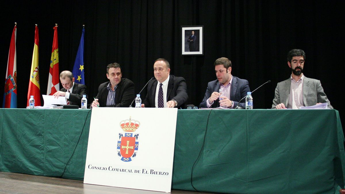 Pleno del Consejo Comarcal del Bierzo, imagen de archivo. | CÉSAR SÁNCHEZ