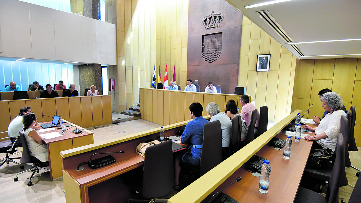 Encuentro celebrado entre el CEL y el Ayuntamiento de Villaquilambre.