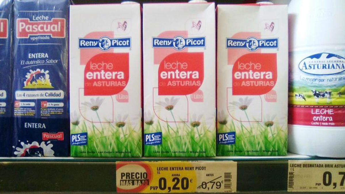 Imagen de uno de los supermercados El Árbol en los que se vendió leche a 20 céntimos.