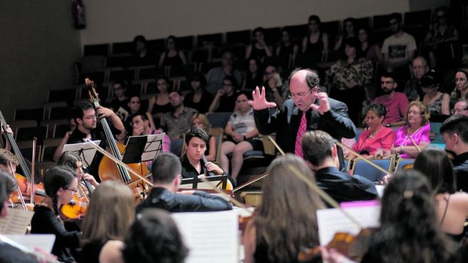 Imagen de archivo de un concierto de la Orquesta Juventudes Musicales de la ULE. | DANIEL MARTÍN Imagen de archivo de un concierto de la Orquesta Juventudes Musicales de la ULE. | DANIEL MARTÍN