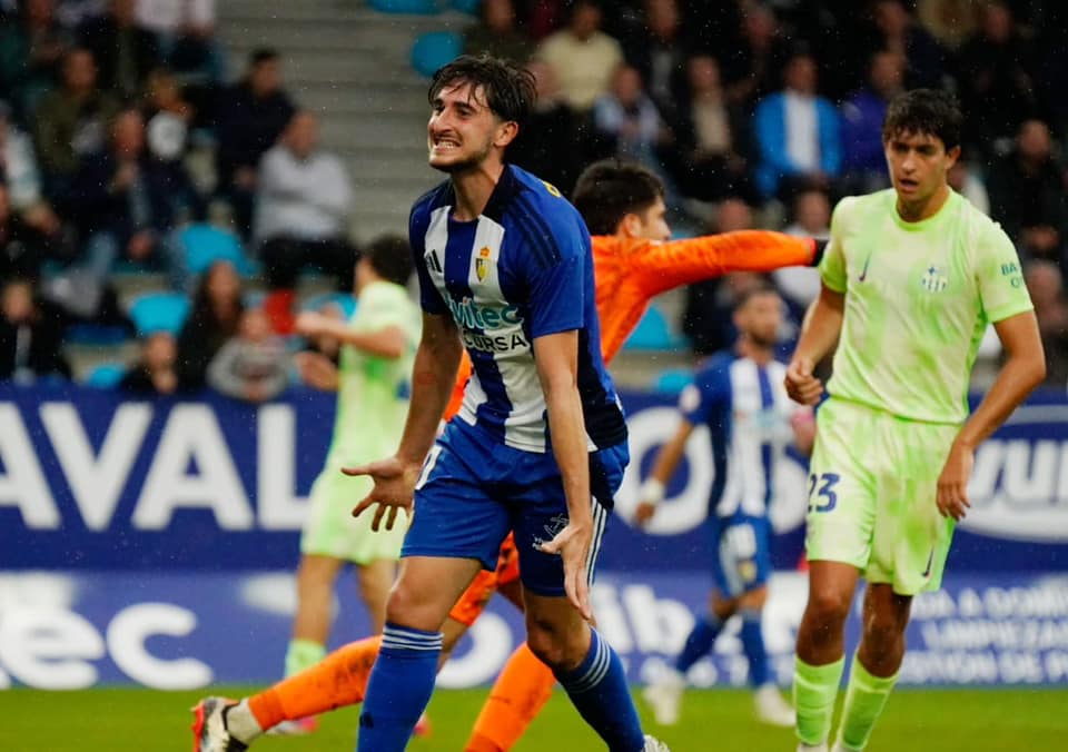 Mula se lamenta tras una acción de ataque en el partido de ida ante el Barça B. SDP Mula se lamenta tras una acción de ataque en el partido de ida ante el Barça B. SDP