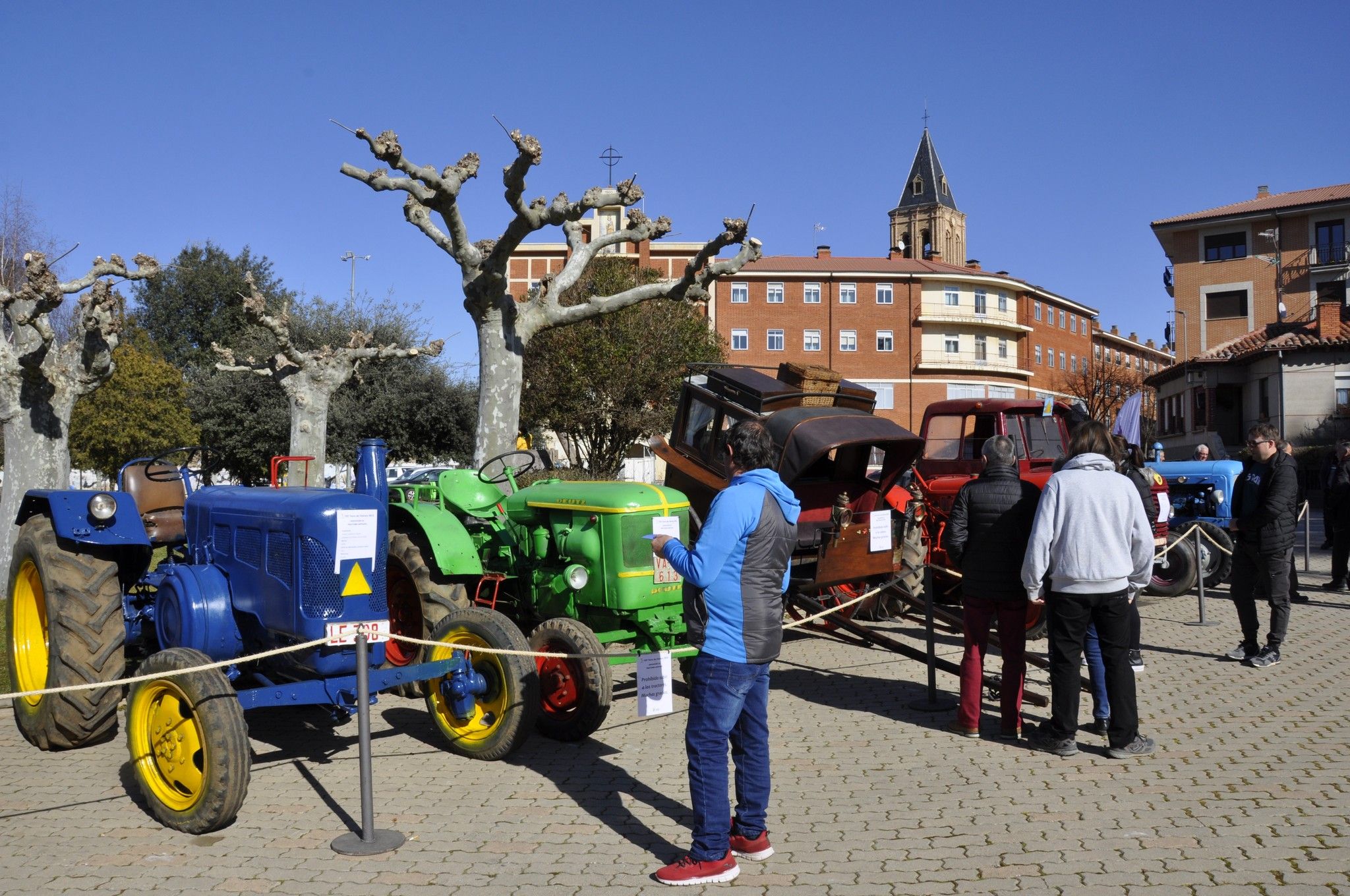 Exposición de tractores antiguos durante una edición anterior. | L.N.C.