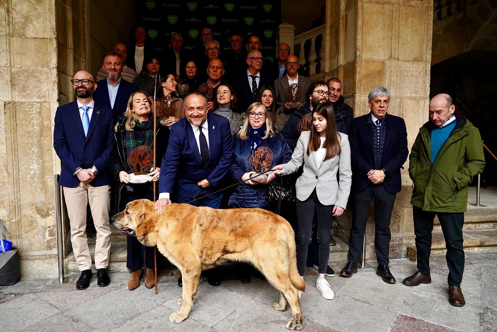Foto de familia de los Premios Aventura Transhumante. | CAMPILLO (ICAL)