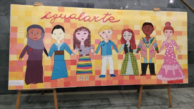 Mural realizado por los alumnos del IES Virgen de la Encina. Mural realizado por los alumnos del IES Virgen de la Encina.