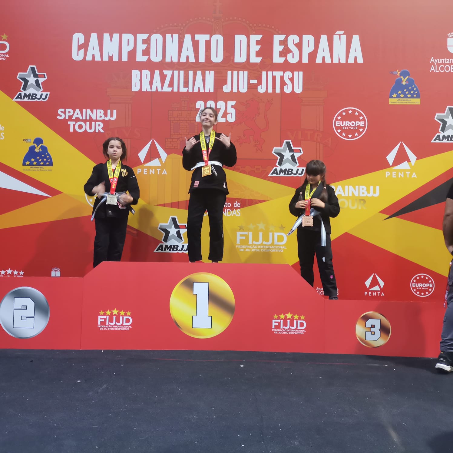 Noa Prada se hizo con la plata en el Campeonato de Alcobendas. L.N.C.