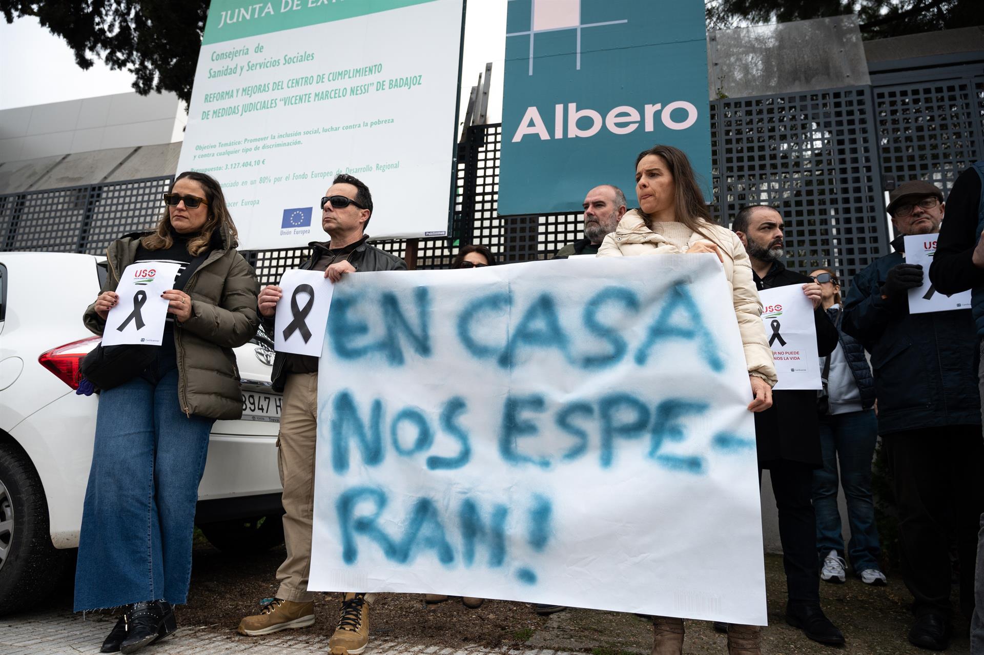 Manifestación por la Educadora social asesinada en un piso tutelado en Badajoz. | EP