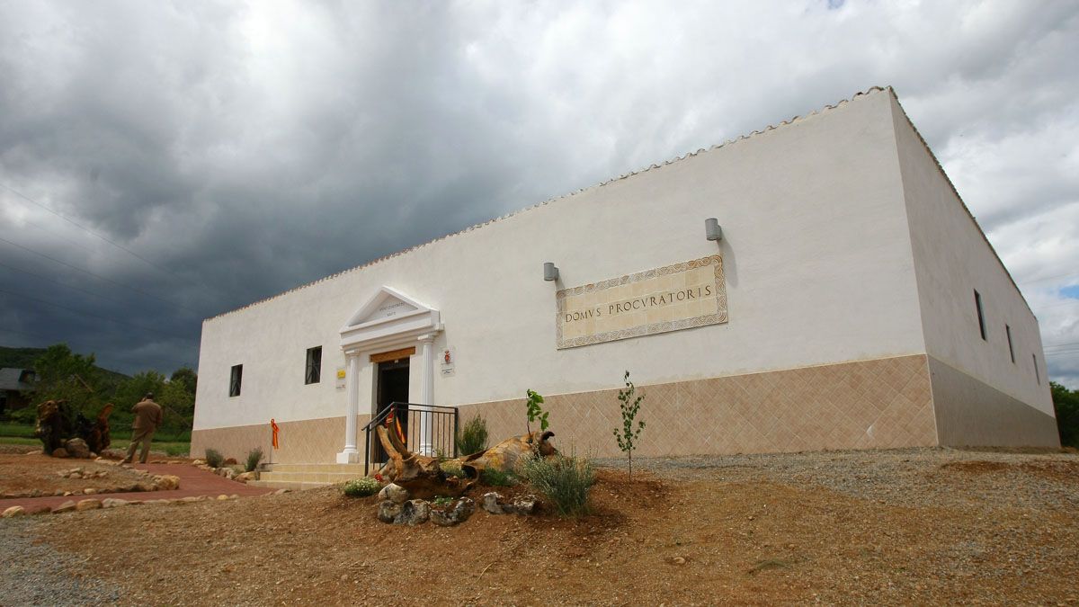 La Domus Procuratoris, recreación de una casa romana ubicada en Carucedo. | Ical