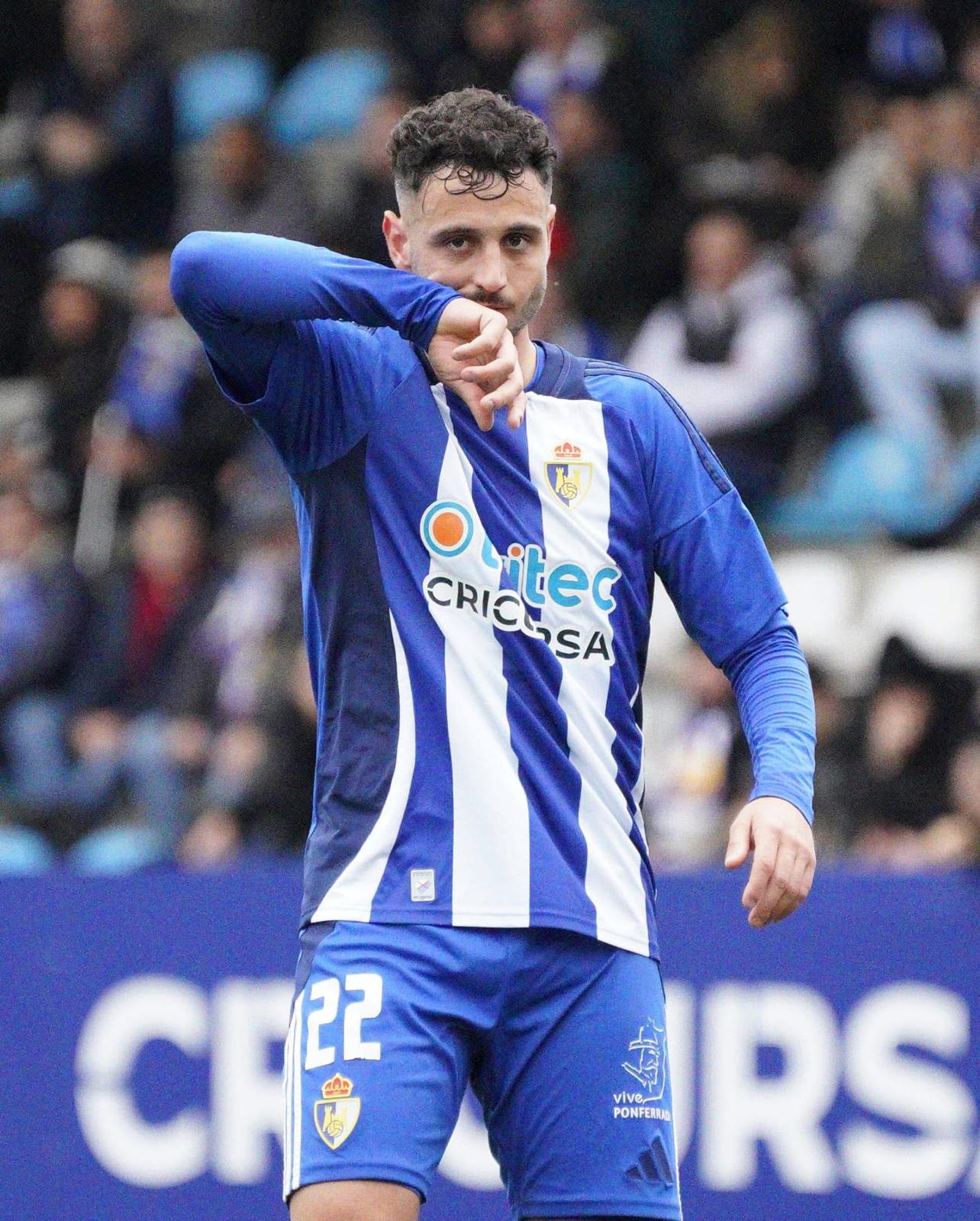 Vicente Esquerdo es uno de los futbolistas que más titularidades acumula desde que comenzara la temporada. | SDP